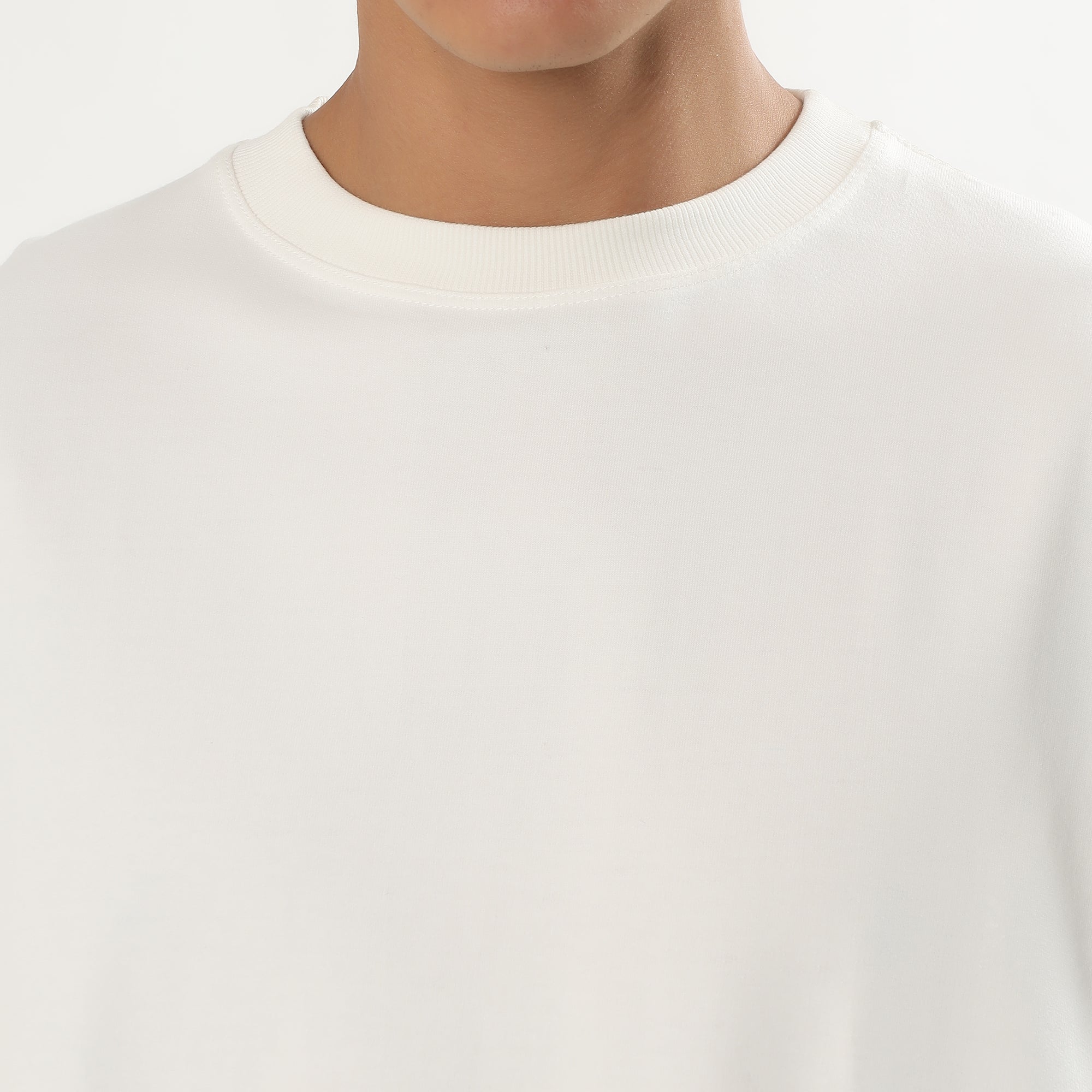 White t-shirt men